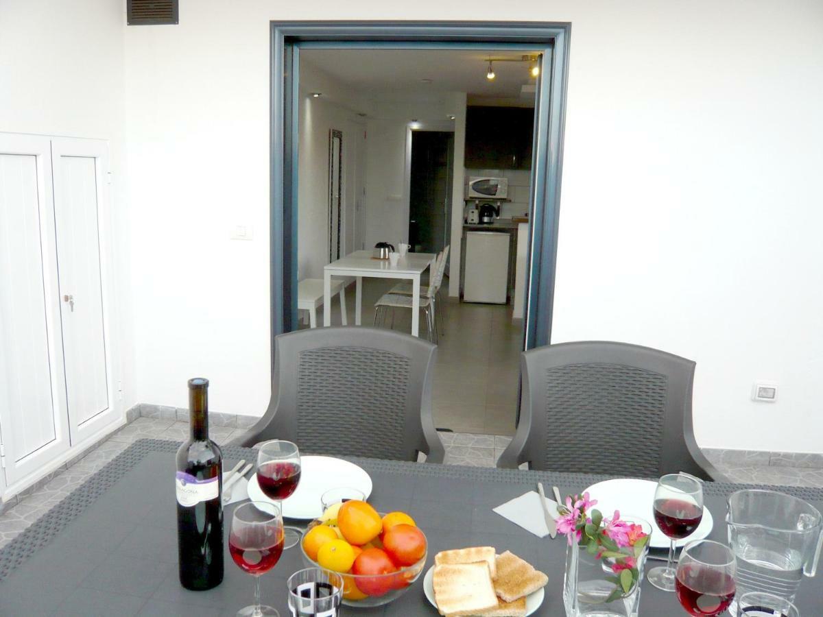 Apartamento Bueno Tías Eksteriør billede